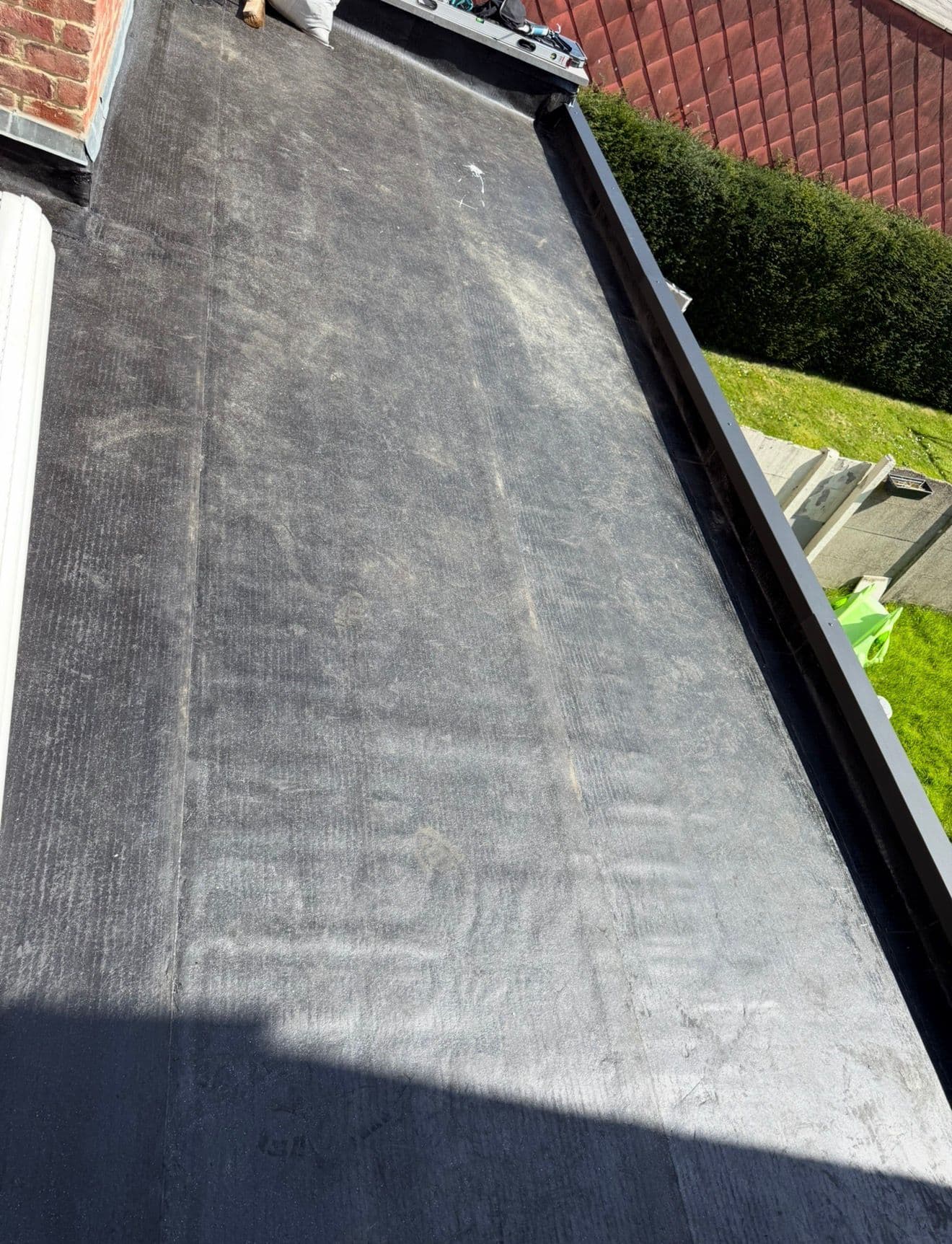 Toiture plate Derbigum terminée — résultat final